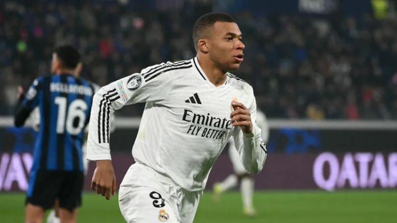 El francés Kylian Mbappé regresa al Real Madrid para la final Intercontinental contra el Pachuca de México.