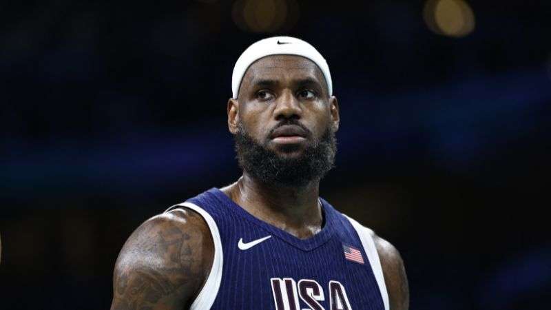 LeBron James cumplirá este lunes los 40 años y jugando al baloncesto en un buen nivel.