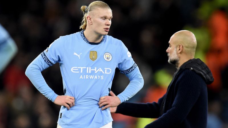 El técnico del Manchester City, Pep Guardiola, sale en defensa del delantero Erling Haaland.