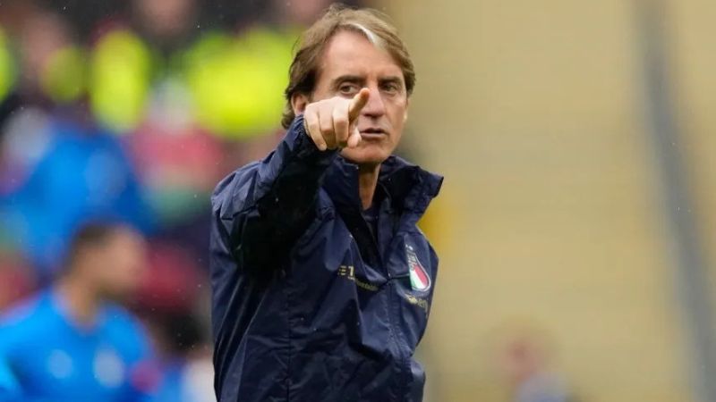 Roberto Mancini acepta las diferencias que ha tenido con los dirigentes italianos.