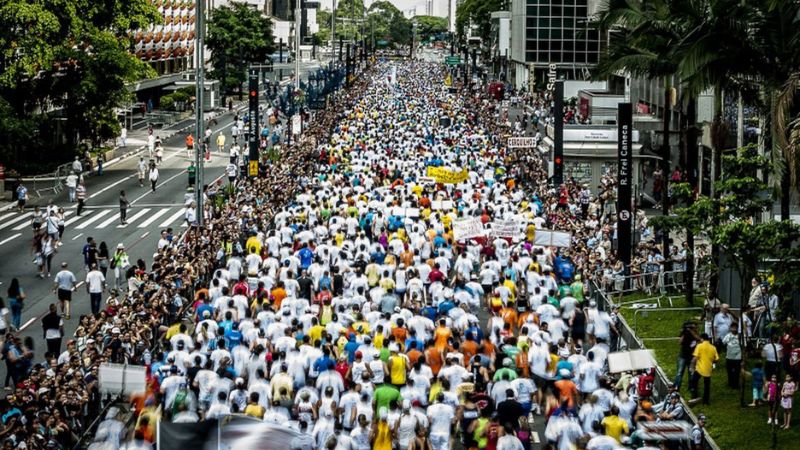 La primera San Silvestre paulista se disputó en la noche del 31 de diciembre de 1925.