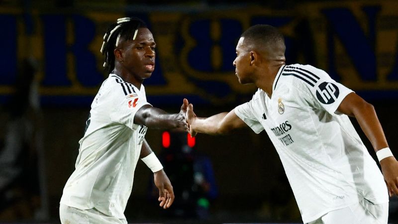 Vinicius y Kylian Mbappé, ya han comenzado a meter miedo con la camisa del Real Madrid.