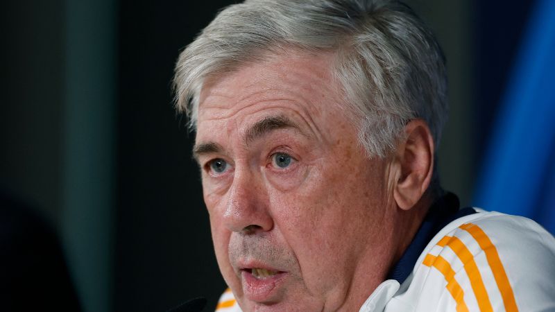 El técnico del Real Madrid, Carlo Ancelotti, dijo dejarle a la directiva la fecha de su posible partida del club.