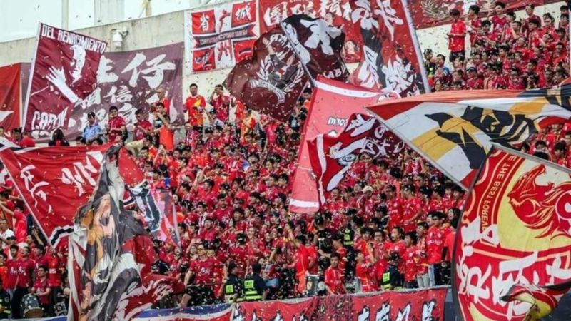 El Guangzhou FC cuentan con una de las aficiones más fieles del fútbol chino.