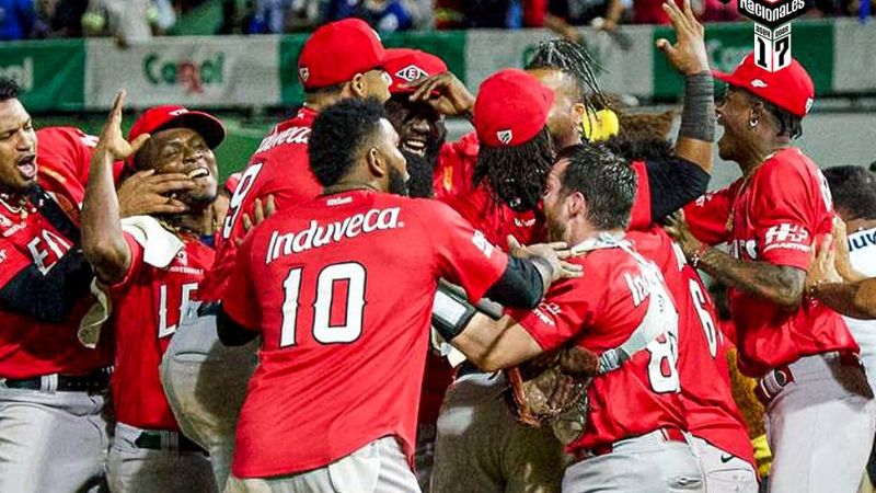 Albert Pujols ganó el campeonato en su temporada de debut como mánager con los Leones del Escogido.