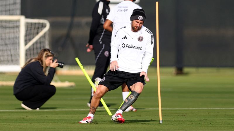 El astro argentino Lionel Messi trabaja en el inicio de la pretemporada del Inter Miami.