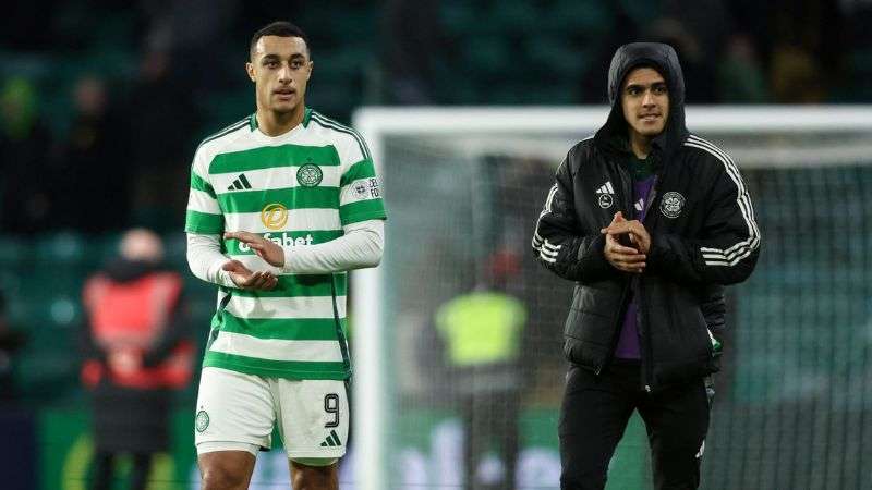 En los últimos partidos del Celtic en Escocia, Luis Palma, solo ha estado en la lista de suplentes.