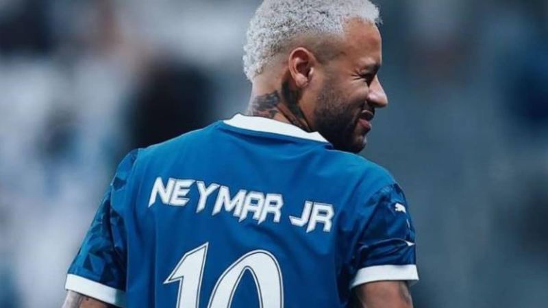 El brasileño Neymar está gestionando su salida del Al-Hilal.