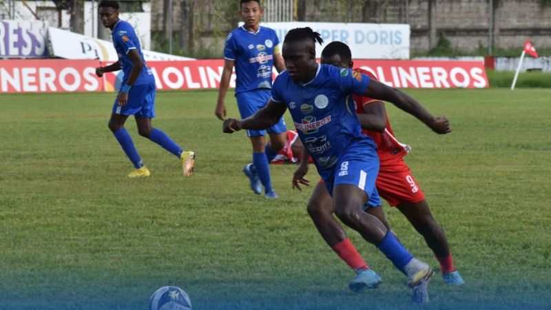 El Victoria realizó un partido amistoso el domingo frente a la Real Sociedad en Tocoa.