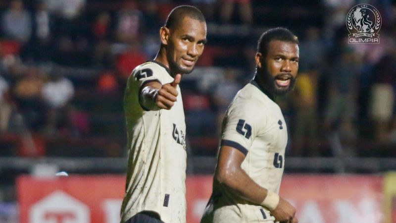 Jerry Bengtson y Jorge Benguché le respondieron con goles al técnico Eduardo Espinel.