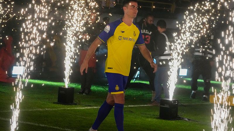 Cristiano Ronaldo celebra sus 40 años en un buen nivel futbolístico en la Liga de Arabia Saudita.