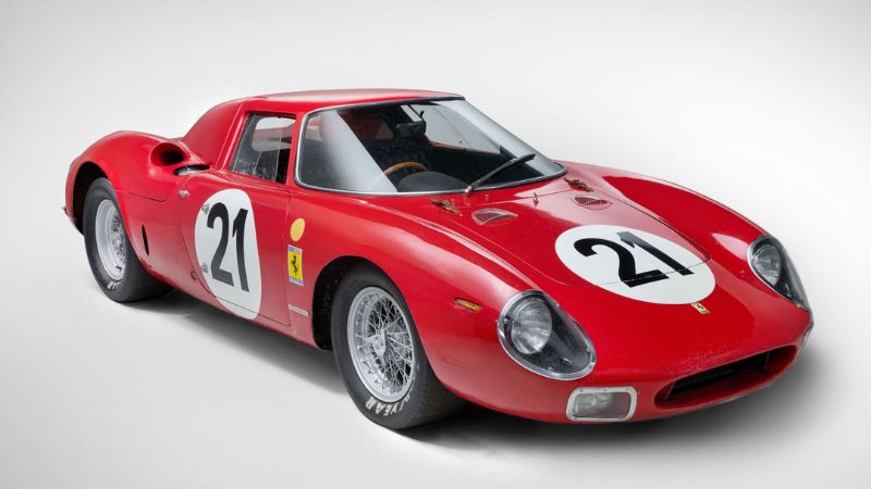 Un total de 36.2 millones de dólares se pagó por el Ferrari que se impuso en la edición de 1965 de las prestigiosas 24 Horas de Le Mans.