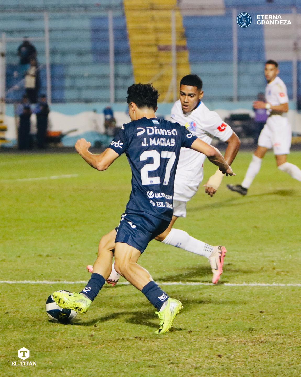 Motagua perdió el clasico contra Olimpia y también por cuatro partidos al delantero Rodrigo Auzmendi.