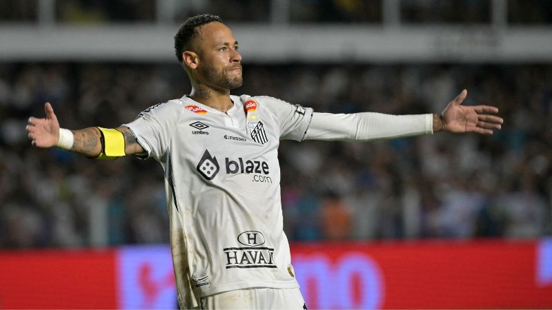 Neymar anotó su primer gol olímpico con la camisa del Santos.