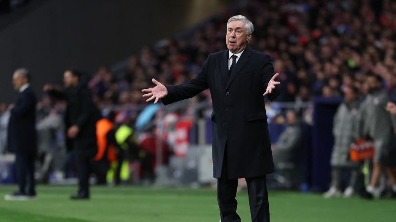 El técnico del Real Madrid, Carlo Ancelotti, está convencido que Julián Álvarez tocó dos veces el balón en el penal.