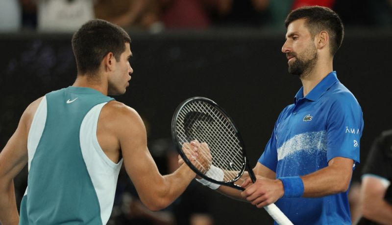 Alcaraz y Djokovic