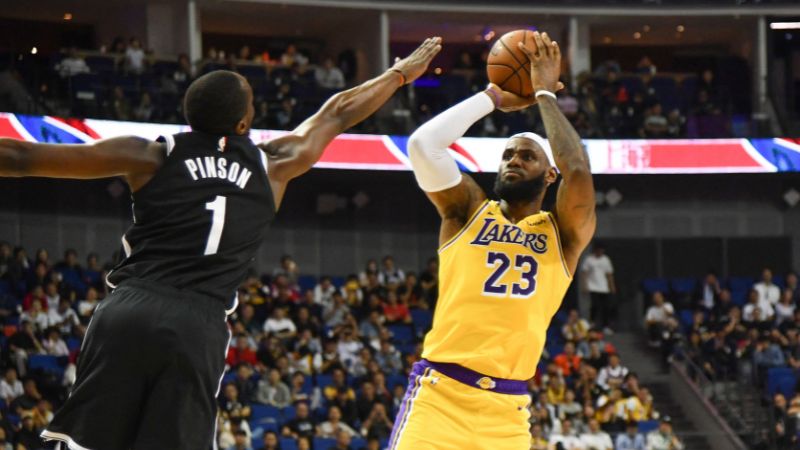 Los Angeles Lakers resentirán por un tiempo prudencial la baja de su estrella, LeBron James.