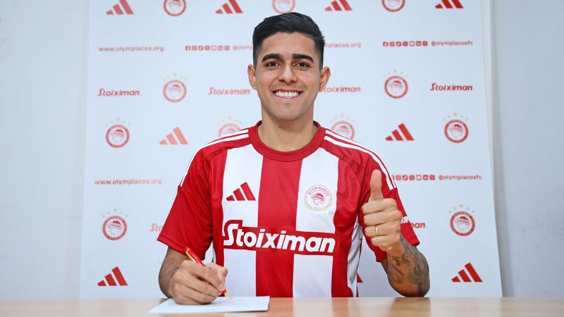 El Olympiacos de Grecia, estaría comenzando los trámites para adquirir la ficha de Luis Palma.