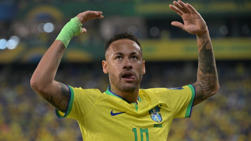 El astro brasileño Neymar regresa a la selección de su país.