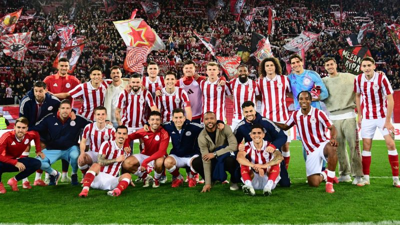 El equipo Olympiacos de Luis Palma es líder en la Superliga de Grecia con 60 puntos.