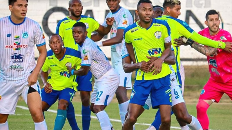 Potros de Olancho FC y Victoria juegan en el estadio Marcelo Tinoco de Danlí, en el inicio de la décima jornada del torneo de Clausura.