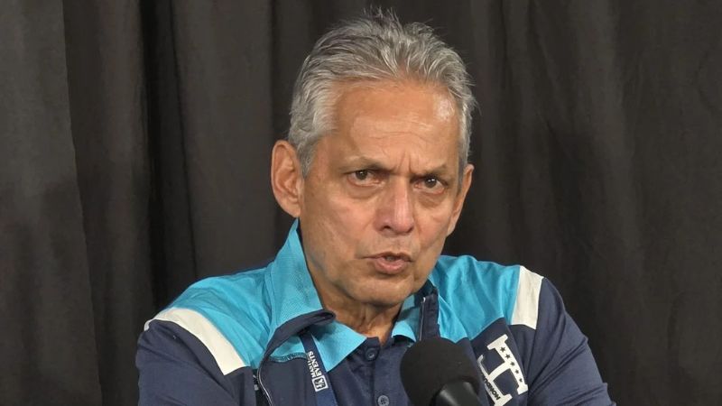 El seleccionador Reinaldo Rueda, lamenta el partido que realizaron frente a Guatemala.