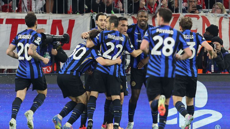 El delantero argentino del Inter de Milán, Lautaro Martínez, celebra el primer gol frente al Bayern de Múnich.