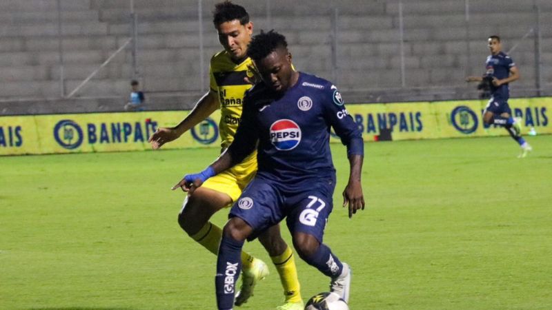 El capitán del Real España, Jhow Benavídez fue suspendido de oficio por la Comisión Nacional de Disciplina.