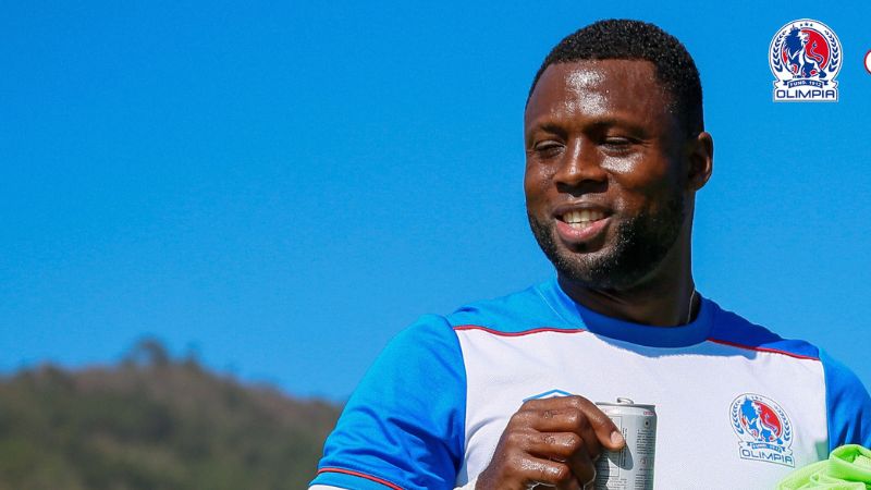 El delantero de Olimpia, Yustin Arboleda, confía que pronto volverán a ganar y podría ser el domingo contra Motagua en el clásico capitalino.