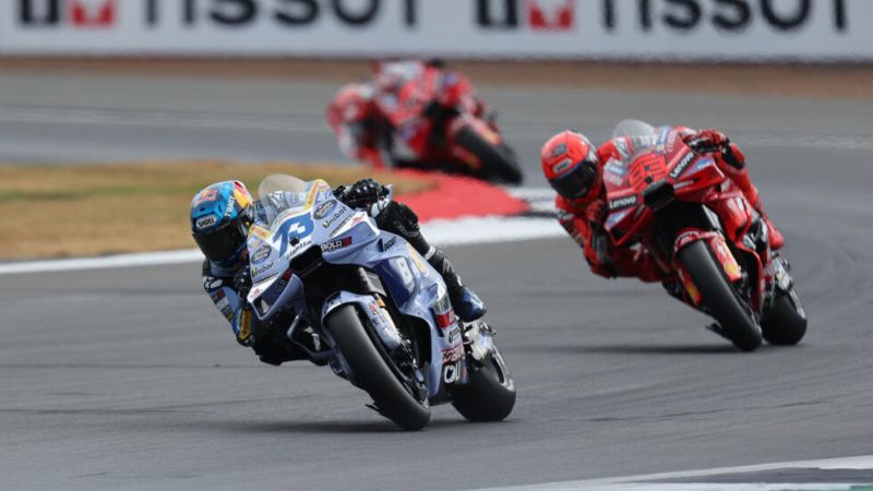 El español Álex Márquez (Ducati-Gresini), segundo de la general del Mundial de MotoGP, fue el vencedor este sábado en Silverstone.