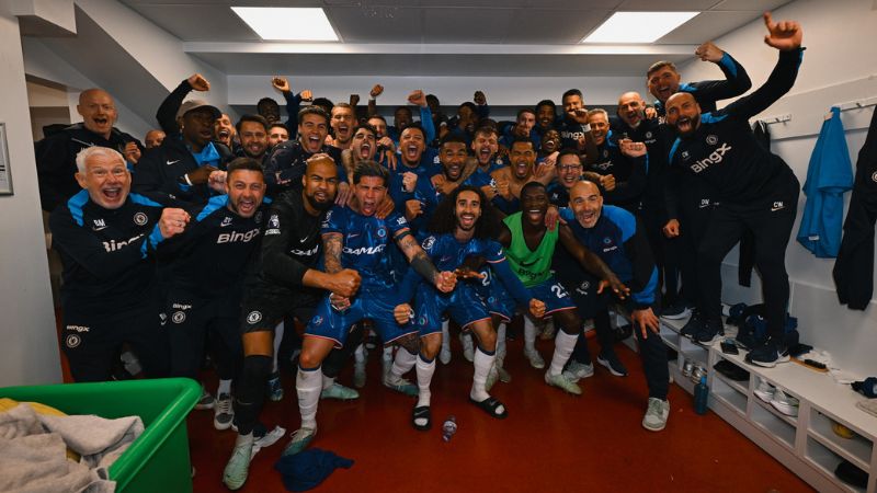 Los integrantes del Chelsea disfrutan que en la siguiente temporada jugarán Champions.