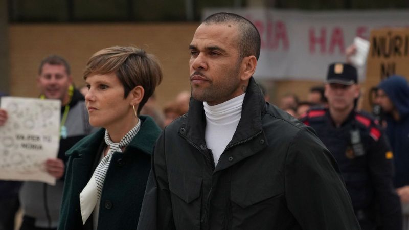 La Fiscalía española recurrió ante el Tribunal Supremo la absolución de Dani Alves.