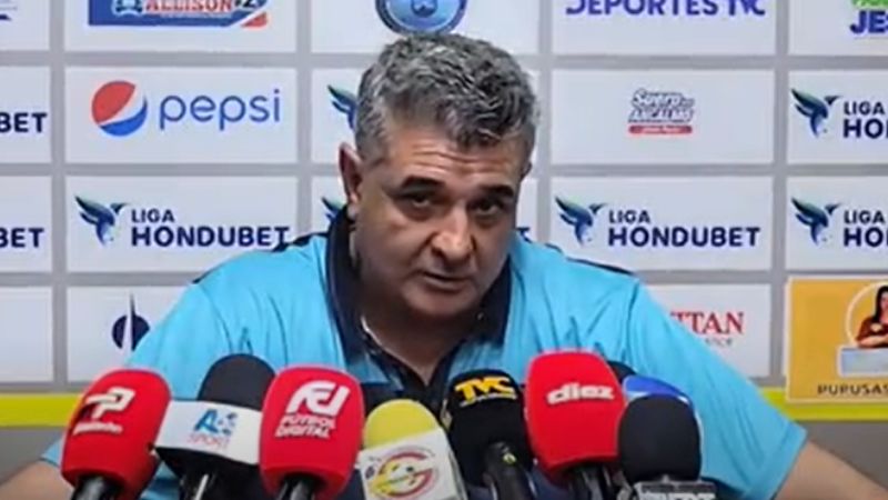 El técnico de Motagua, Diego Vázquez, advierte que aún faltan 90 minutos contra Génesis Comayagua.