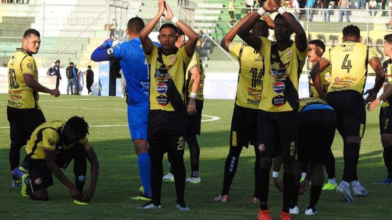 Los jugadores de Génesis Comayagua están conscientes de que solo dependen de ellos para estar en la liguilla.