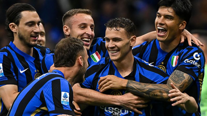 Los jugadores del Inter de Milán se mantienen eufóricos y ahora van a la caza del Nápoles en la Serie A.