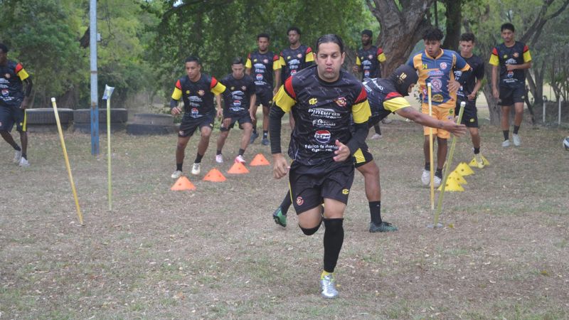 En Génesis Comayagua comenzó la etapa de renovación de jugadores para la siguiente temporada.