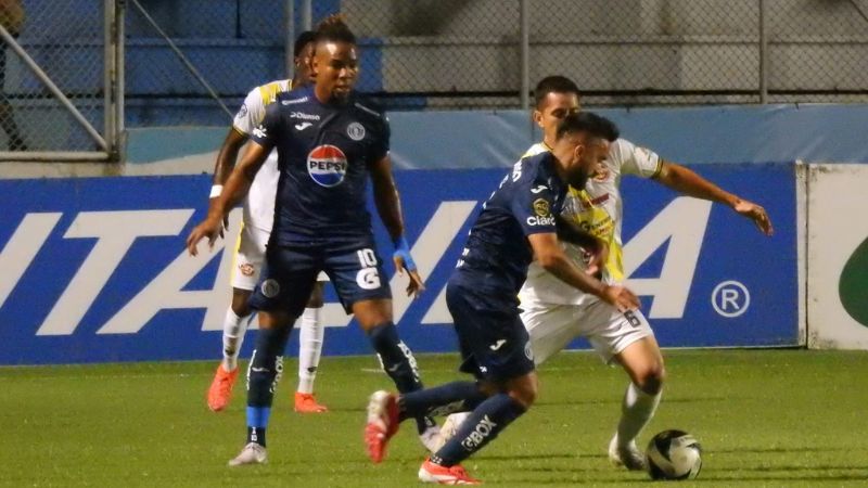 Génesis Comayagua decidió recibir a Motagua el miércoles, a las 5:30 de la tarde, por la ida del repechaje.