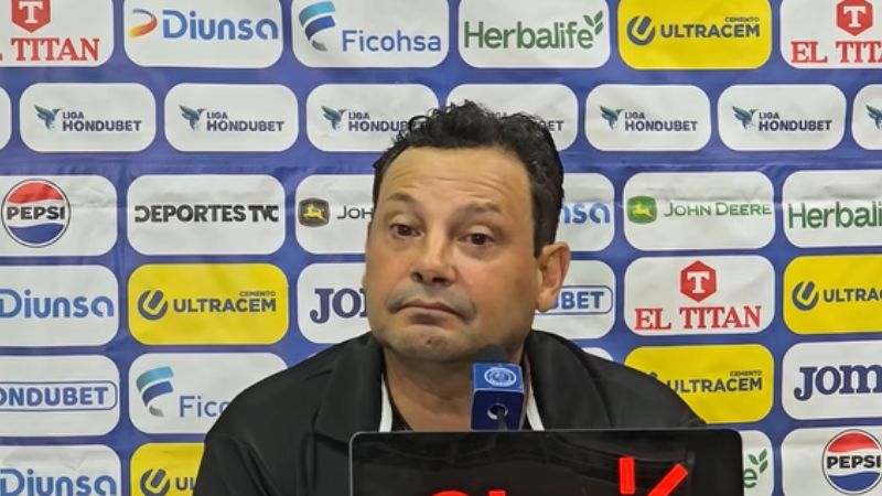 Jeaustin Campos advierte que la moneda está en el aire, en la serie contra Motagua.