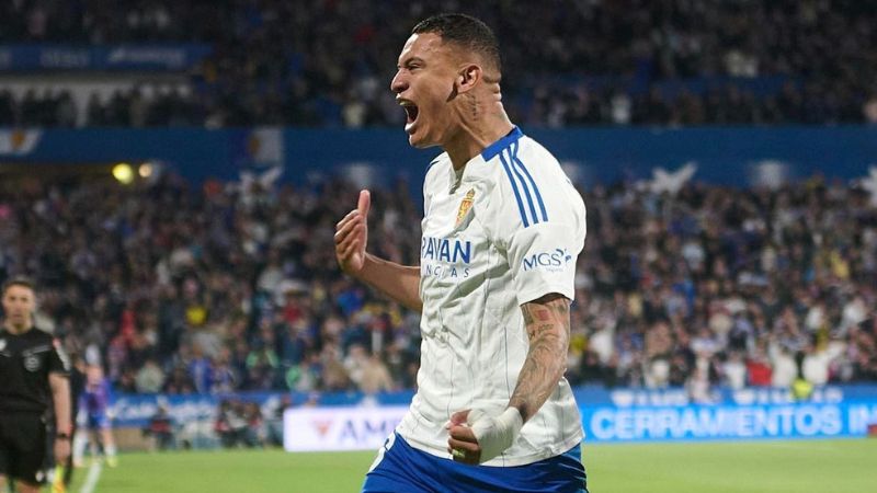 El mediocampista hondureño, Kervin Arriaga, desconoce su futuro con el Real Zaragoza de España.
