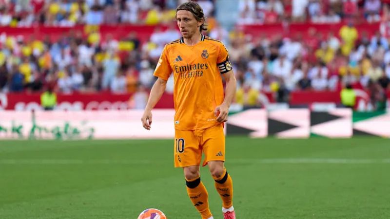 Luka Modrić en el último partido de liga contra el Sevilla.