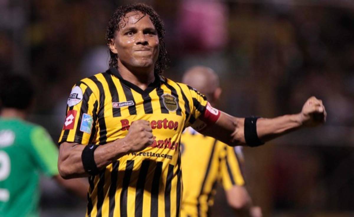 Carlos Pavón