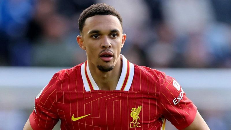 El Real Madrid llegó a un acuerdo con el Liverpool para que el inglés pueda jugar el Mundial de Clubes como futbolista merengue.