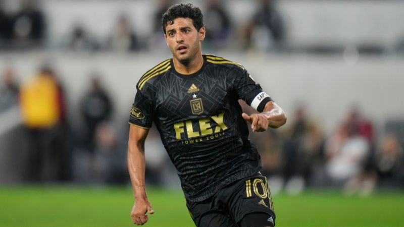 Carlos Vela ganó el trofeo de MVP de la MLS en el año 2019 tras anotar 34 goles.