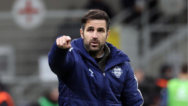 Cesc Fábregas mantiene su compromiso con el Como 1907 y rechaza una posible salida con rumbo al Inter de Milán.