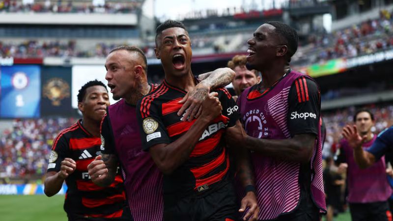 El Flamengo consigue dar la sorpresa y derrota al Chelsea con marcador de 3 a 1 en la segunda fecha del Mundial de Clubes.