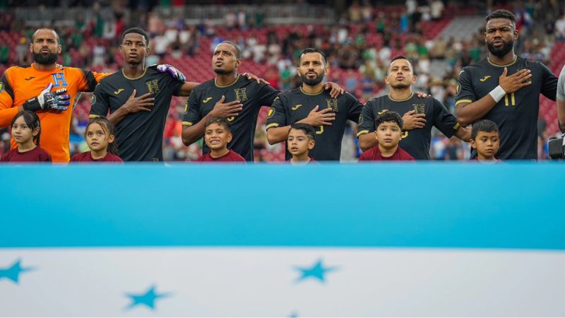 La bandera de las cinco estrellas flameará en las semifinales de la Copa Oro 2025.