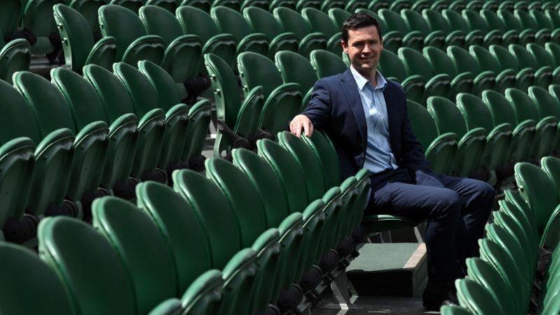 El director de Wimbledon, Jamie Baker, declaró estar a favor del cambio tecnológico en el torneo tras casi un siglo y medio con el mismo formato.
