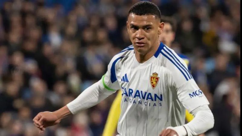 El Osasuna de la primera división de España está interesado en el mediocampista hondureño, Kervin Arriaga.