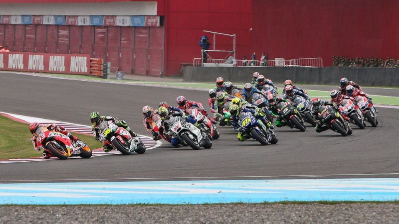 Los hermanos Marc y Alex Márquez se mantienen al frente del Mundial de MotoGP.