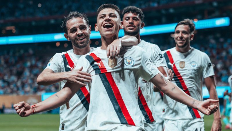 Los jugadores del Manchester City celebran el triunfo sobre el Al Ain emiratí en Atlanta.